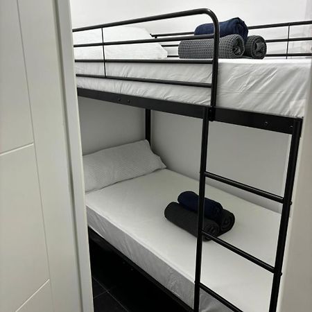 Local Adaptado Μαδρίτη Εξωτερικό φωτογραφία
